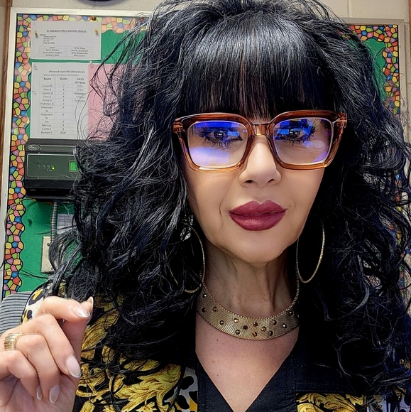 Meet your Posher, Josie - Picture 1 of 1